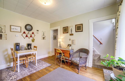 Adrian Cottage | Fire Pit, BBQ & Yard: Family Home in Adrian