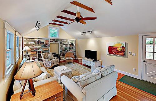 West Boothbay Harbor House | Firehouse Cottage