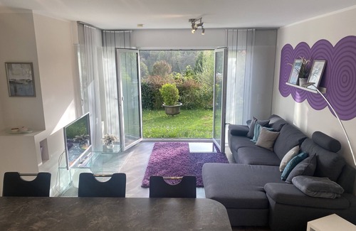 Zweifall Apartment | First class apartment with a beautiful view, winter garden, garden, and much more.