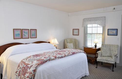 Nags Head Hotel | First Colony Inn
