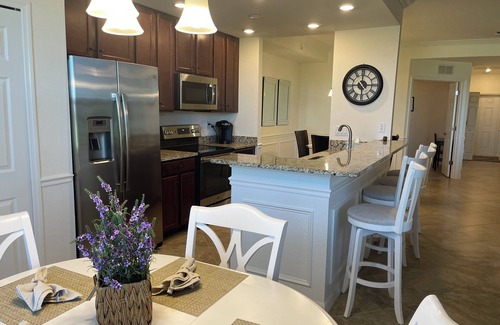 Lakewood Ranch Condo | First floor 2-bedroom Veranda in Lakewood National Golf Community.