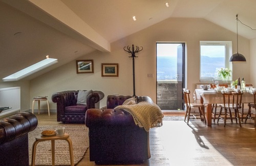 Aberdare Cottage | First floor barn conversion close to Zip World and Bike Park Wales.