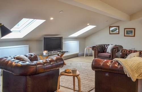 Aberdare Cottage | First floor barn conversion close to Zip World and Bike Park Wales.