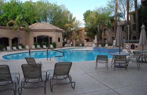 North Scottsdale Condo | First floor condo in desirable Scottsdale location