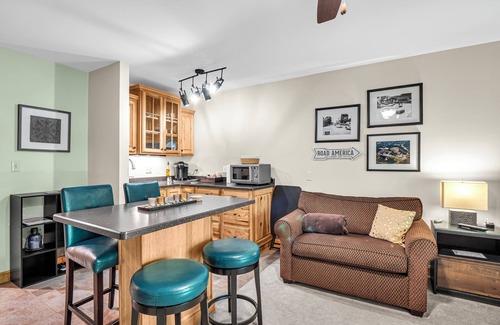 Elkhart Lake Villa | First Floor Pet Friendly Queen Suite with Single Pull-out