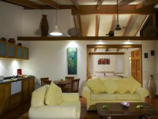 Viseisei Resort | First Landing Beach Resort & Villas