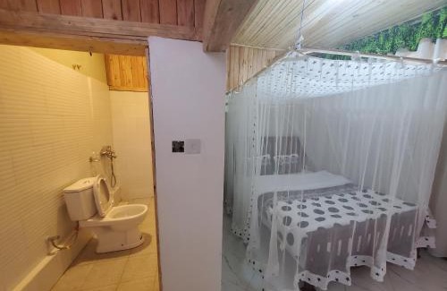 Rubirizi Hotel | First Mayor' Garden