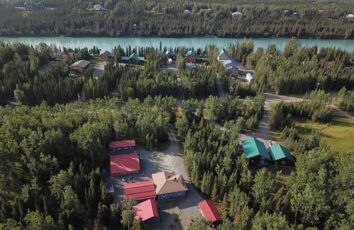 Sterling Cabin | Fish Camp – Rustic Retreat with 4 Cabins, Gazebo & Kenai River Access Sleeps 14
