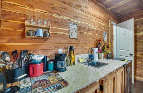 Ozark Apartment | Fish, Hike and More Ozark Cabin on 300 Acres