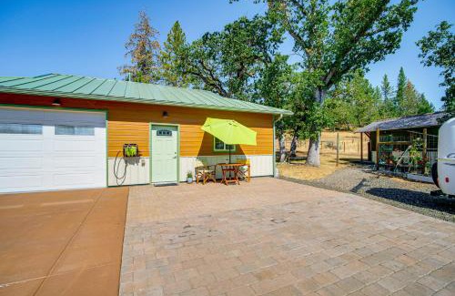 Trail Apartment | Fish, Raft and Hike Southwest OR Couples Retreat!