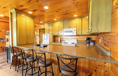Bryant Cabin | Fish Tales Cabin – Spacious Retreat with Hot Tub