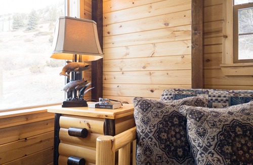Big Timber Cabin | Fisher Cabin - Cute Log Cabin with Private Creek in the Crazy Mountains!