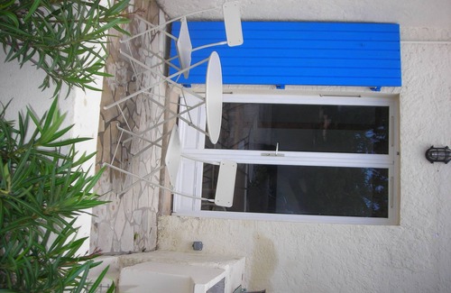 Le Brusc House | Fisherman's house on the port of Brusc