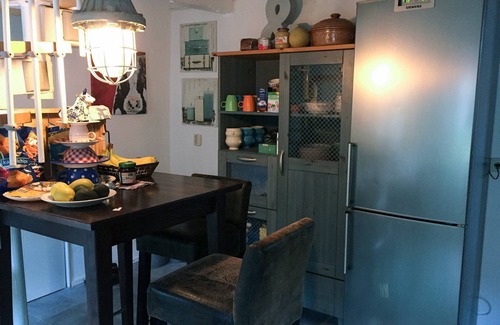 Paesens-Moddergat House | Fisherman's house right behind the dike for 2-6 nature lovers, lots of space and tranquility
