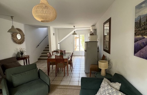Le Brusc House | Fishermen charming house in the heart of a village in the Var 200 meters from the sea