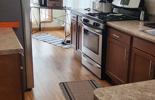 Oconto House | Fishing is what you want to do? Come fish the Bay! Or 5 minute walk to downtown!