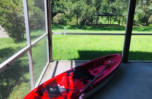 Historic Downtown Kissimmee Condo | Fishing Kayak Waterfront Condo with Big Yard Pet Friendly Near Disney