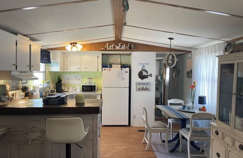 Shellman Bluff House | Fishing, or just hanging out in beautiful Shellman Bluff. minutes from Marina.