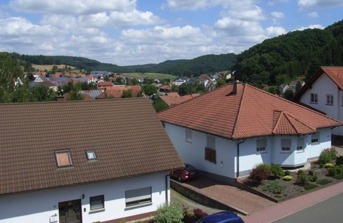 Mittelbrunn House | Fitters and business trips welcome up to 20 people