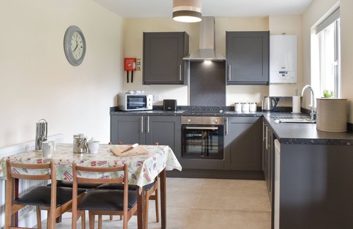 Preston Cottage | Five Dorchester Drive - UK32043