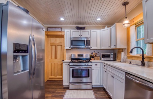 Rangeley Plantation House | Five Pines - Private new home on Mooselookmeguntic Lake, with dock, beach, and kayaks!
