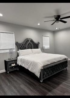 Bloomington Apartment | FIVE STAR- Your Home Away From Home