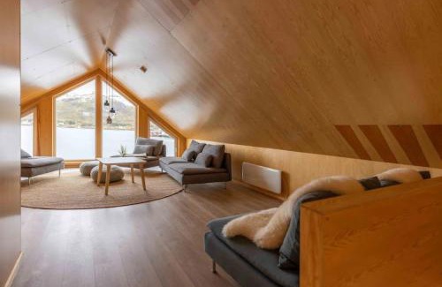 Flakstad House | Fjordview Ryten 1 Retreat