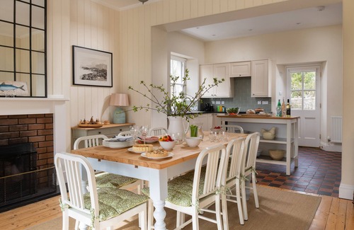 Penmon House | FLAGSTAFF, family friendly, character holiday cottage in Beaumaris