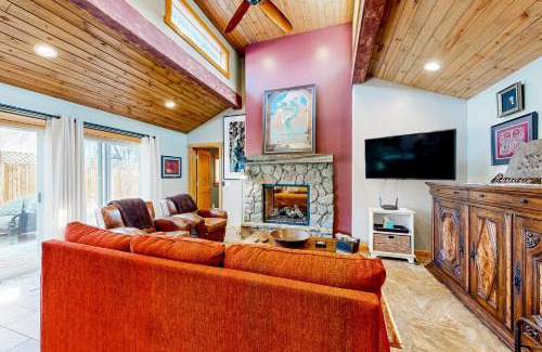 Flagstaff House | Flagstaff Fantasy - Casita