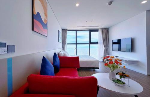 Hoang Hoa Apartment | Flamingo Hải Tiến, Deluxe Room Sea View, 2 phòng, ban công rộng và có bồn tắm massage