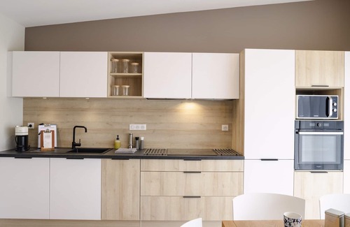 Duisans Apartment | Flat 100m², 8 people, near Arras
