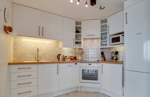 Putsborough Apartment | Flat 31 Clifton Court