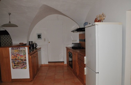 Octon House | flat in house of character, 3 ears of corn,Lodgings of France, South of France, near Salagou lake (800 ha), between Larzac and Méditerranean sea