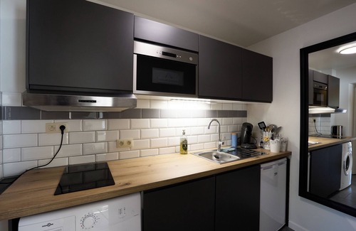 Bassenge Apartment | Flat in the countryside 15 minutes from Liège and 25 minutes from Maastricht