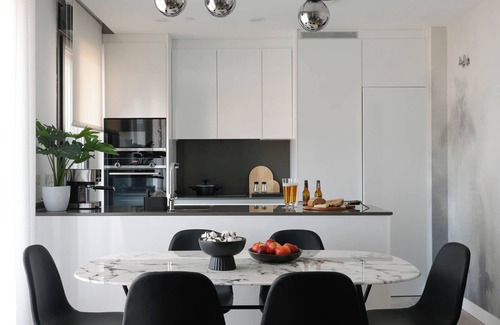 Palma-Palmilla Apartment | Flat like in a skyscraper in Manhattan , but with views of old Malaga Urban Sky