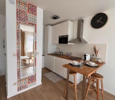 Sint-Jans-Molenbeek Apartment | Flat moderne et lumineux