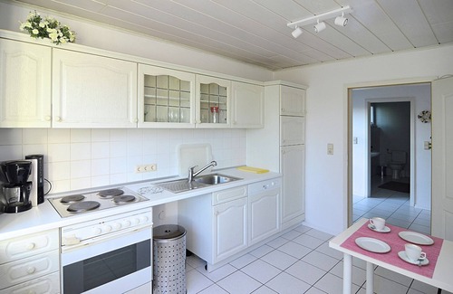 Welferode Apartment | Flat with mountain views in Welferode