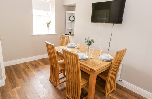 County Cavan House | FLAXSTON COTTAGE, family friendly in Shercock, County Cavan