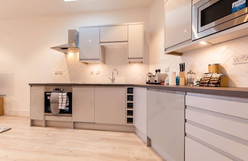 Fleet Apartment | Fleet Heights Apartment Seven