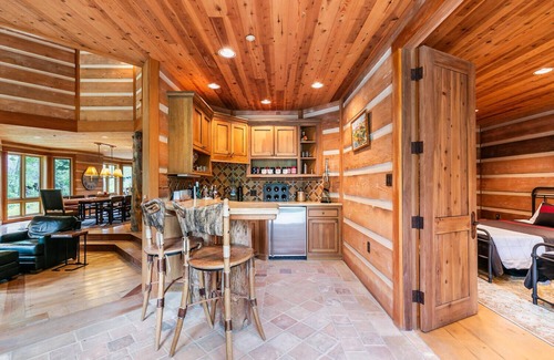 Tahoe Pines House | Fleur Du Lac 21 By Tahoe Getaways - Lakefront Monthly Rental with Pool, Tennis, Gym, Boat Slip