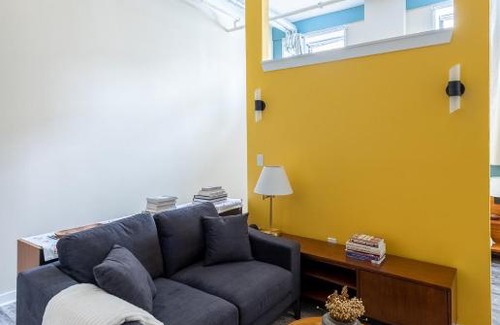 Fifth Ward Apartment | Flexhome Walker's Point Studio A1