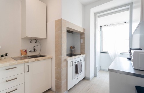 Alcantara Apartment | FLH Lx Factory Charming Place