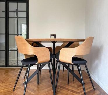 Three Oaks Apartment | FLH - Nana's apartment