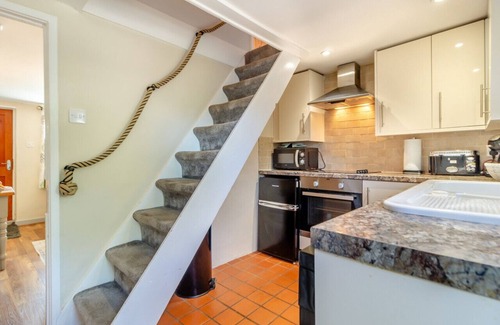 Debenham House | Flint Cottage - One Bedroom House, Sleeps 2
