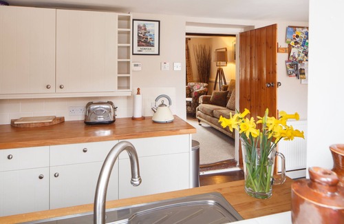 Bodham Cottage | Flint cottage with parking in a quiet location nr Holt & Sheringham-Pet friendly