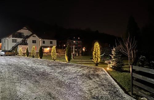 Bran House | Floare de Colț-Bran