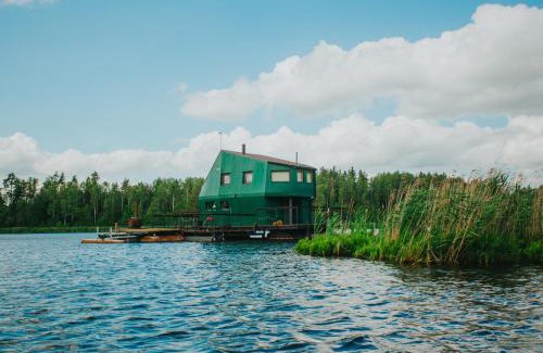 Gulbene Municipality House | Floating guest house Musters