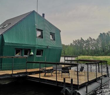 Gulbene Municipality House | Floating guest house Musters