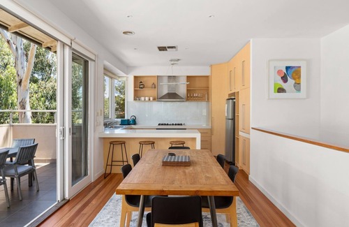 Hampton House | Flora - The three bedroom double story residence