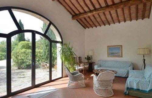 Fiesole Apartment | Florentine Hills Fattoria Il Leccio Agriturismo Elegant Suite with Pool